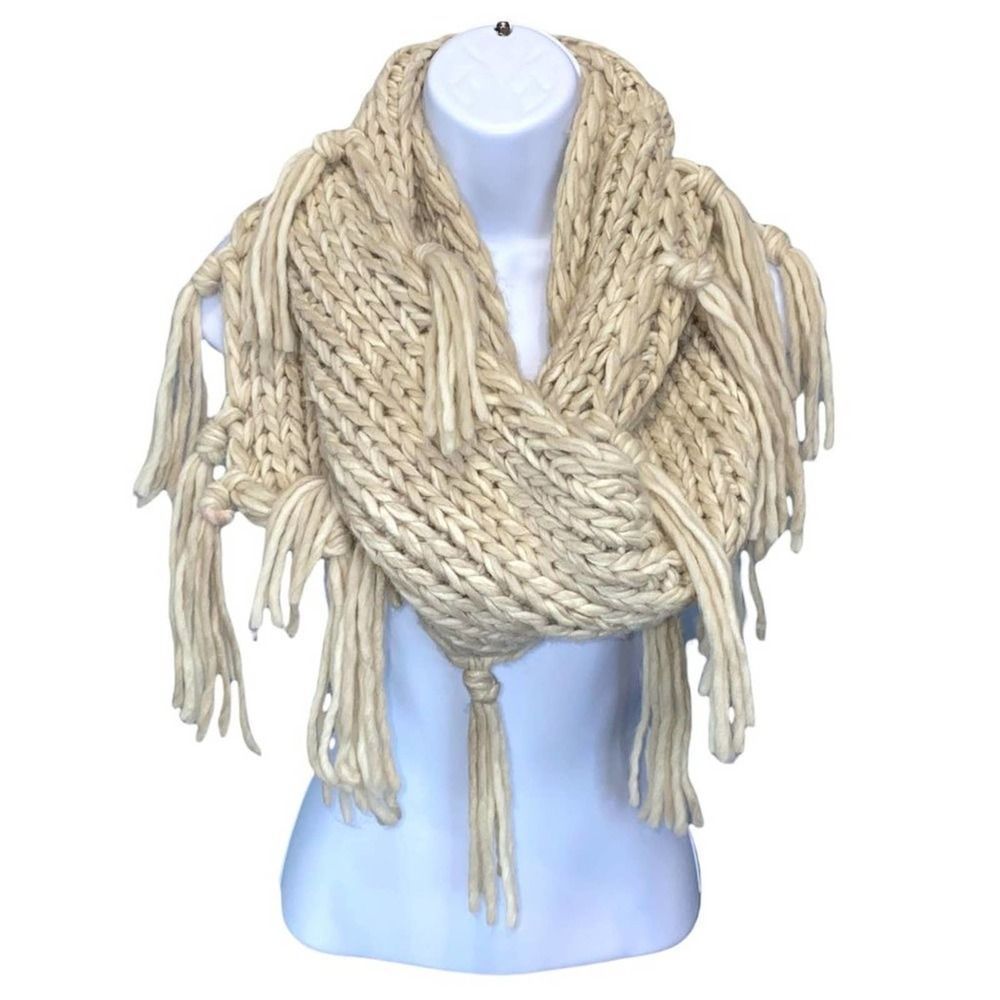 Chunky Cable Knit Oversized Fringe Infinity Scarf Cream Beige 35"
